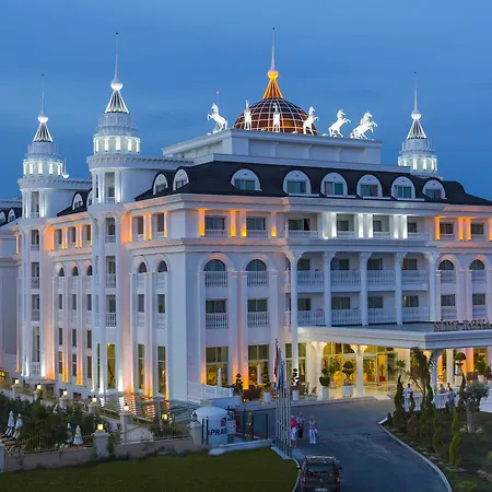 Royal Palace Resort