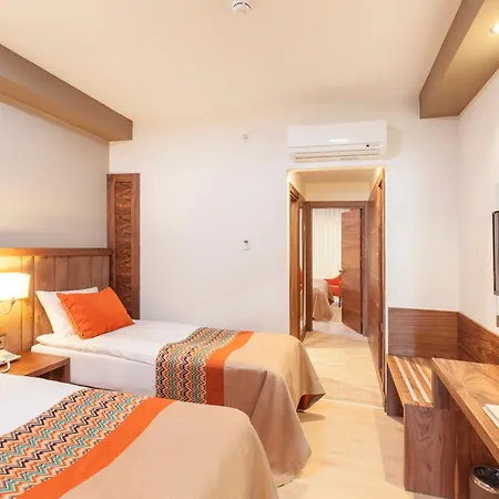 Курортный комплекс Royal & Spa 5*