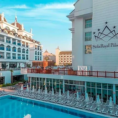 Royal Palace 5* Side