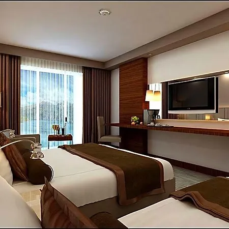 Royal Palace 5*