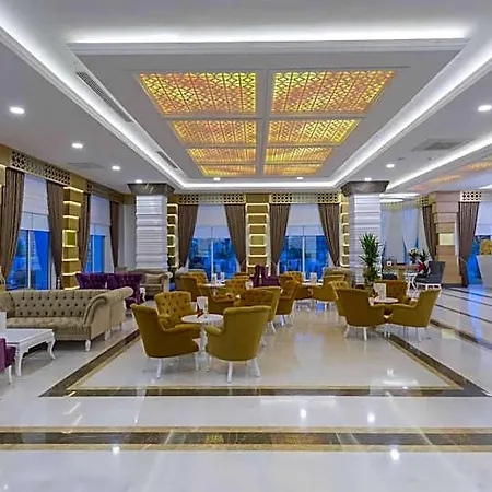 رويال بالاس منتجع 5*
