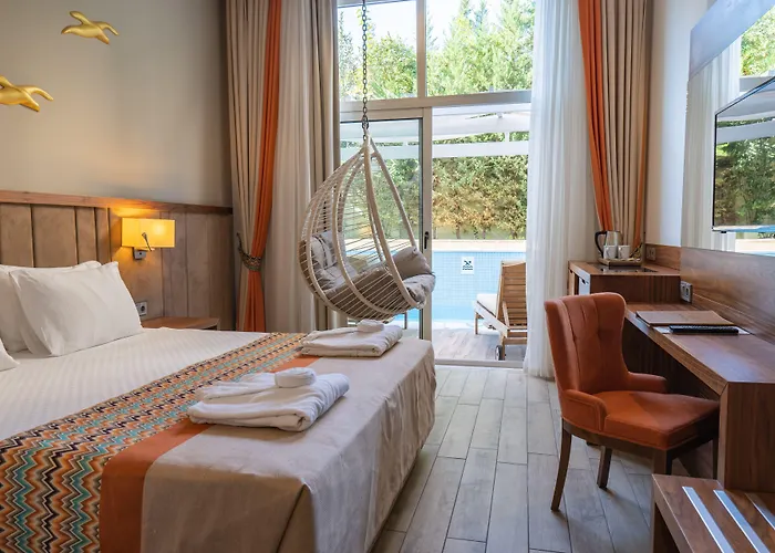 Royal Palace Resort 5*