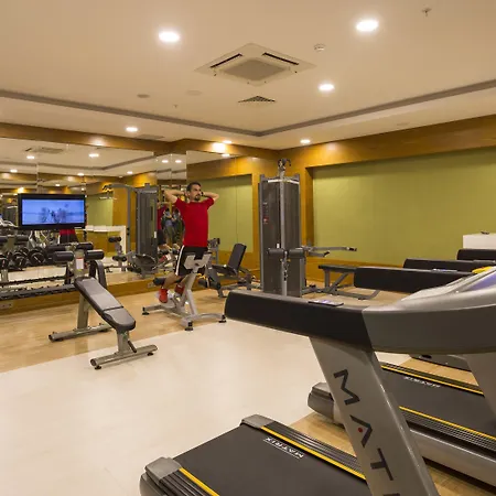 Курортний комплекс Royal Palace 5*