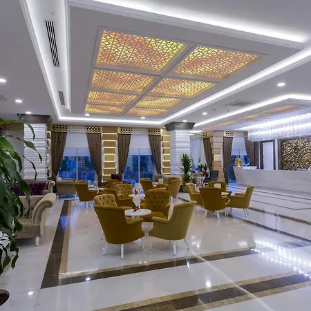Курортний комплекс Royal Palace 5*